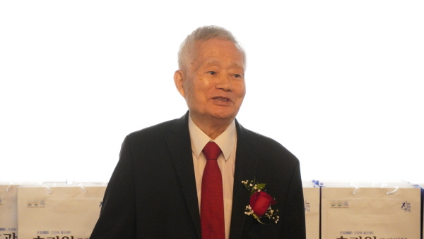adb7975956ee9400f4f62d3ce44f514a_1762306610_4469.JPG